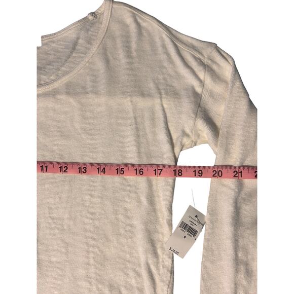 GAP Soft White Long Sleeve Crewneck Tee – Size Small – NWT - Picture 3 of 6